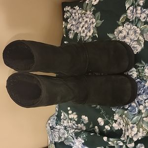 Classic Tall Black Authentic UGG Boots Size 7 Soft Sheepskin Good Condition